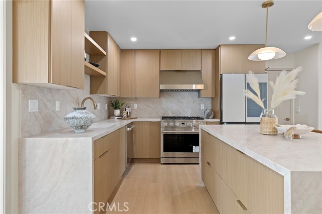 Image 17 of 67 For 2705 Orange Grove Avenue