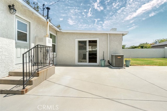 6202 Arbor Road, Lakewood CA: https://media.crmls.org/medias/4a60ead8-0cdc-4ca6-80f5-cb5713ac97d7.jpg