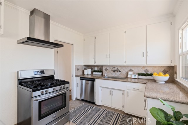22503 Anza Avenue, Torrance CA: https://media.crmls.org/medias/4a610a62-1154-4f9c-8076-c27d77458389.jpg