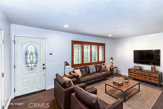 Detail Gallery Image 3 of 22 For 11817 Singleton, La Mirada,  CA 90638 - 3 Beds | 2 Baths