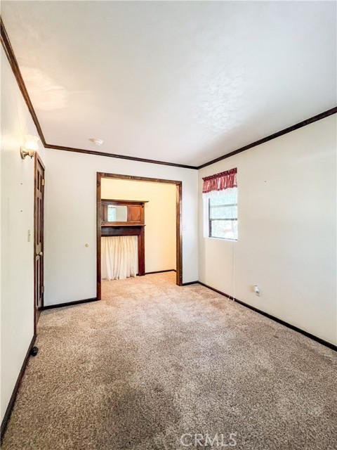 1125 Hemlock Lane, Big Bear City CA: https://media.crmls.org/medias/4a61ef78-eb2c-47a3-8014-f98cf8d3bbc1.jpg