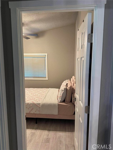 Image 14 of 31 For 627 Ventura  