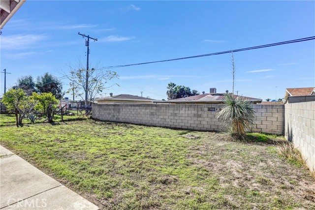 Detail Gallery Image 25 of 28 For 7848 Elm St, Highland,  CA 92410 - 6 Beds | 3 Baths