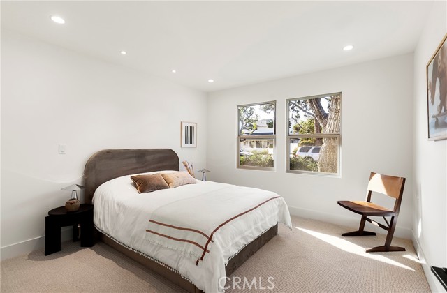 Detail Gallery Image 16 of 37 For 212 E 19th St, Costa Mesa,  CA 92627 - 5 Beds | 4 Baths