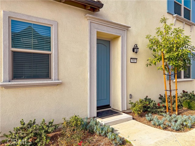 Detail Gallery Image 2 of 45 For 501 Embrook, West Covina,  CA 91791 - 4 Beds | 3 Baths