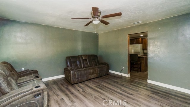 Detail Gallery Image 6 of 27 For 2314 S Artesia, San Bernardino,  CA 92408 - 2 Beds | 1 Baths