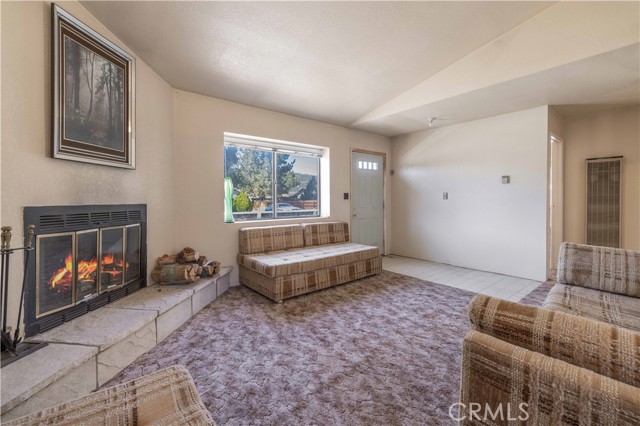 Detail Gallery Image 2 of 17 For 2184 4th Ln, Big Bear City,  CA 92314 - 2 Beds | 1 Baths
