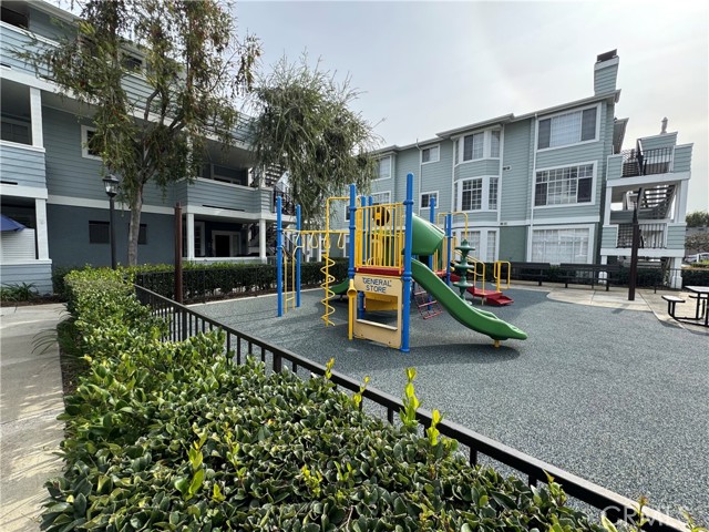 Detail Gallery Image 35 of 37 For 23412 Pacific Park 9h,  Aliso Viejo,  CA 92656 - 1 Beds | 1 Baths