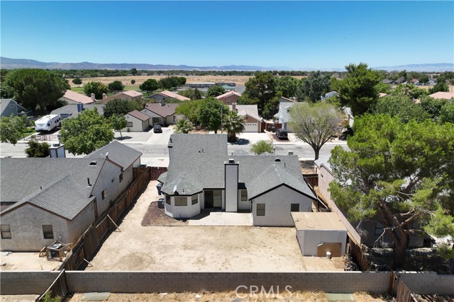 44130 Dahlia Street, Lancaster CA: https://media.crmls.org/medias/4a64184f-cd84-4a60-884c-57f48209a575.jpg