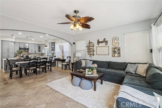 7919 Spring Hill Street, Chino CA: https://media.crmls.org/medias/4a6459cb-795a-41b3-871f-db963309b407.jpg