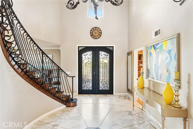 5005 Delita Place, Woodland Hills CA: https://media.crmls.org/medias/4a645b8d-0a5d-42a2-bd6f-11fbaa634c31.jpg