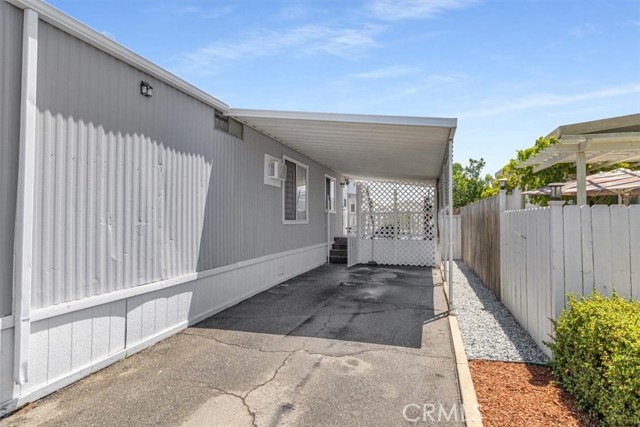 26871 Alessandro, Moreno Valley CA: https://media.crmls.org/medias/4a648c9c-0412-4cd5-9b92-b28e37dda47c.jpg