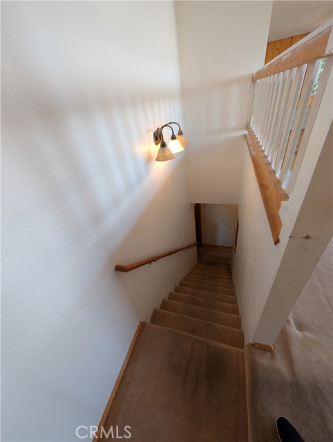 31487 Old City Creek, Running Springs, CA 92382
