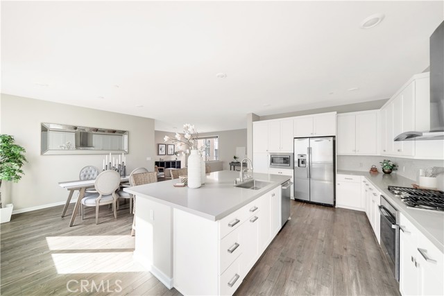 Detail Gallery Image 2 of 30 For 203 Bowery, Irvine,  CA 92612 - 3 Beds | 3 Baths