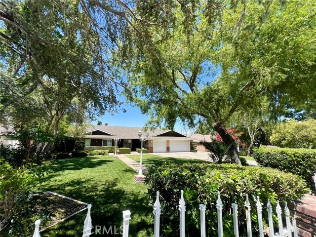 Detail Gallery Image 1 of 47 For 4643 West Avenue M14, Quartz Hill,  CA 93536 - 4 Beds | 3/1 Baths