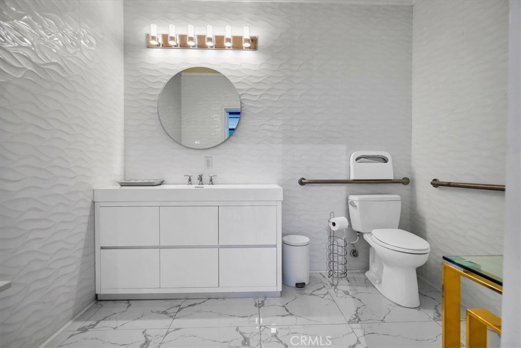 https://media.crmls.org/medias/4a67081e-7e12-4a6b-9b20-f9e017ed2ca9.jpg?preset=X-Large