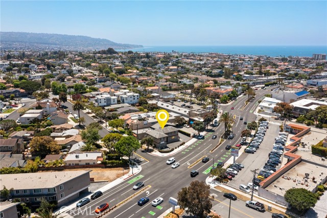 824 Torrance, Redondo Beach CA: https://media.crmls.org/medias/4a675b11-17d6-4e4c-925f-0d4ef57b7f4d.jpg