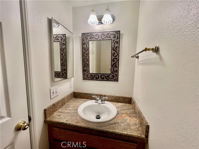 Detail Gallery Image 18 of 38 For 29581 Cara Way, Temecula,  CA 92591 - 2 Beds | 2/1 Baths