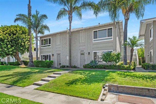 Detail Gallery Image 2 of 34 For 33602 Blue Lantern St #B,  Dana Point,  CA 92629 - 2 Beds | 1 Baths