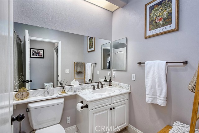 Image 13 of 36 For 24301 Belford Court