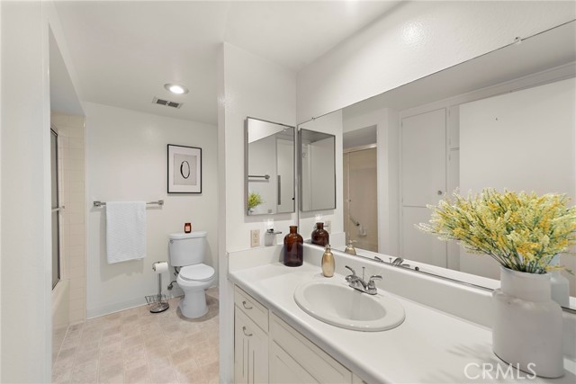 Detail Gallery Image 7 of 19 For 174 Avenida Majorca, Laguna Woods,  CA 92637 - 1 Beds | 1 Baths