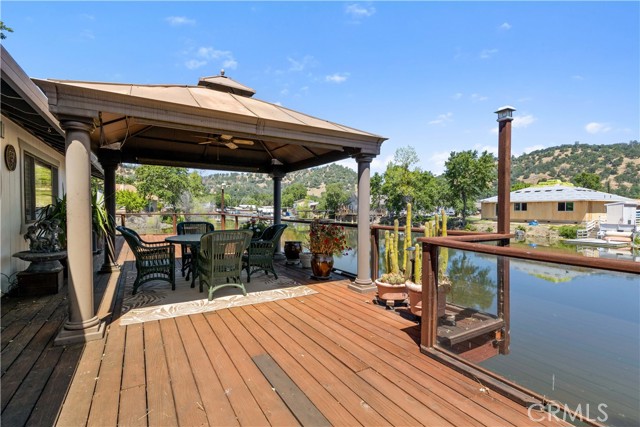 Detail Gallery Image 43 of 59 For 565 Bass Ln, Clearlake Oaks,  CA 95423 - 3 Beds | 2 Baths