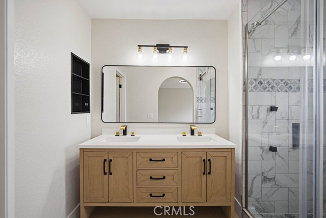 Detail Gallery Image 18 of 24 For 11484 Lime Orchard, Fontana,  CA 92337 - 3 Beds | 2/1 Baths