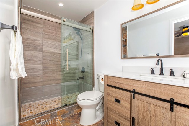 Detail Gallery Image 6 of 75 For 9334 Wayside Dr, Sunland,  CA 91040 - 3 Beds | 2 Baths