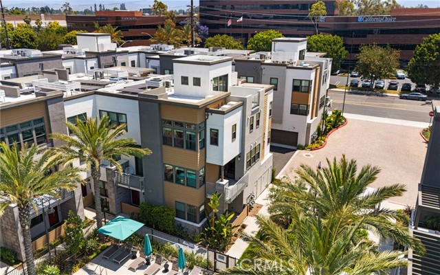 710 S Grable Circle, Orange CA: https://media.crmls.org/medias/4a6cc613-cd6e-4f08-8f08-4e9cfdcb3434.jpg
