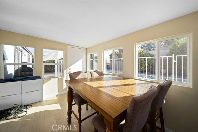 Detail Gallery Image 7 of 17 For 27416 Dewdrop Ave, Canyon Country,  CA 91351 - 4 Beds | 2 Baths