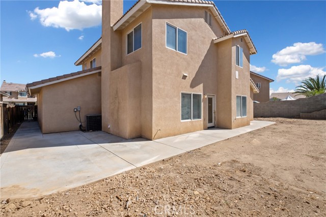 Detail Gallery Image 32 of 32 For 12598 Table Rock Ln, Victorville,  CA 92392 - 3 Beds | 3 Baths