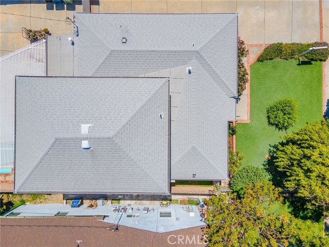 1234 N Pass Avenue, Burbank CA: https://media.crmls.org/medias/4a6d6cd3-0353-4773-8f80-66df77089a94.jpg