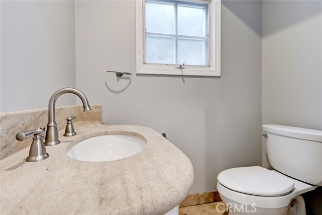 576 27th Street, Manhattan Beach CA: https://media.crmls.org/medias/4a6dd858-6d1e-47c7-b065-265b944aa6fa.jpg