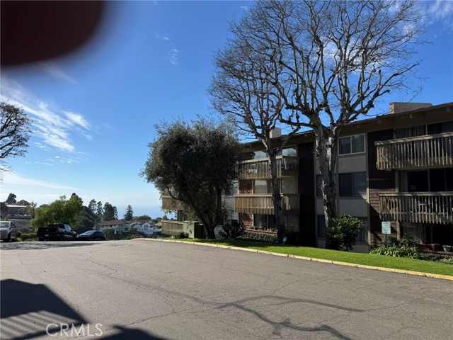 6542 Ocean Crest Drive, Rancho Palos Verdes, California 90275, 2 Bedrooms Bedrooms, ,2 BathroomsBathrooms,Residential,For Sale,Ocean Crest,SB25009798