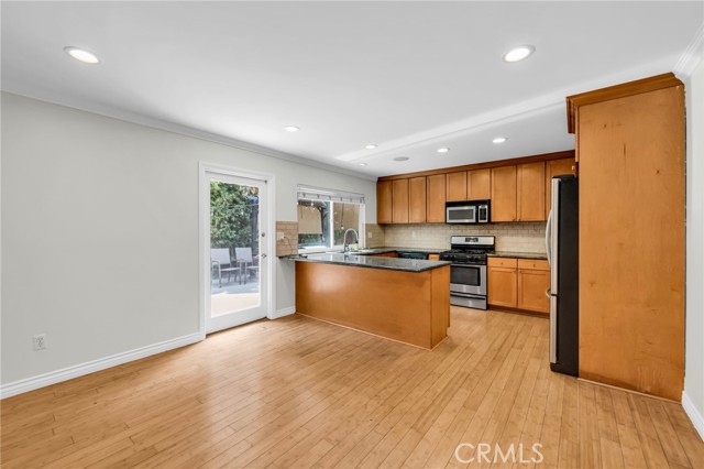 Detail Gallery Image 9 of 36 For 13004 Lull St, North Hollywood,  CA 91605 - 4 Beds | 2 Baths