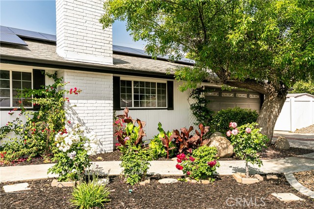 419 Marcia Street, Redlands CA: https://media.crmls.org/medias/4a6f2429-1bd0-4195-9a12-2c7ba033df0a.jpg