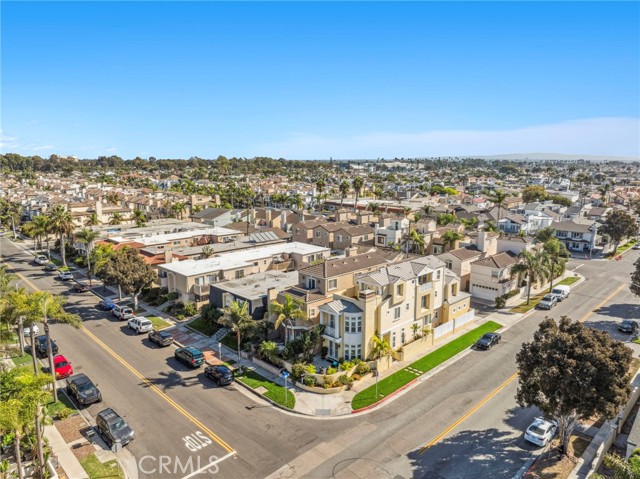 Detail Gallery Image 57 of 66 For 402 22nd St, Huntington Beach,  CA 92648 - 3 Beds | 3/1 Baths