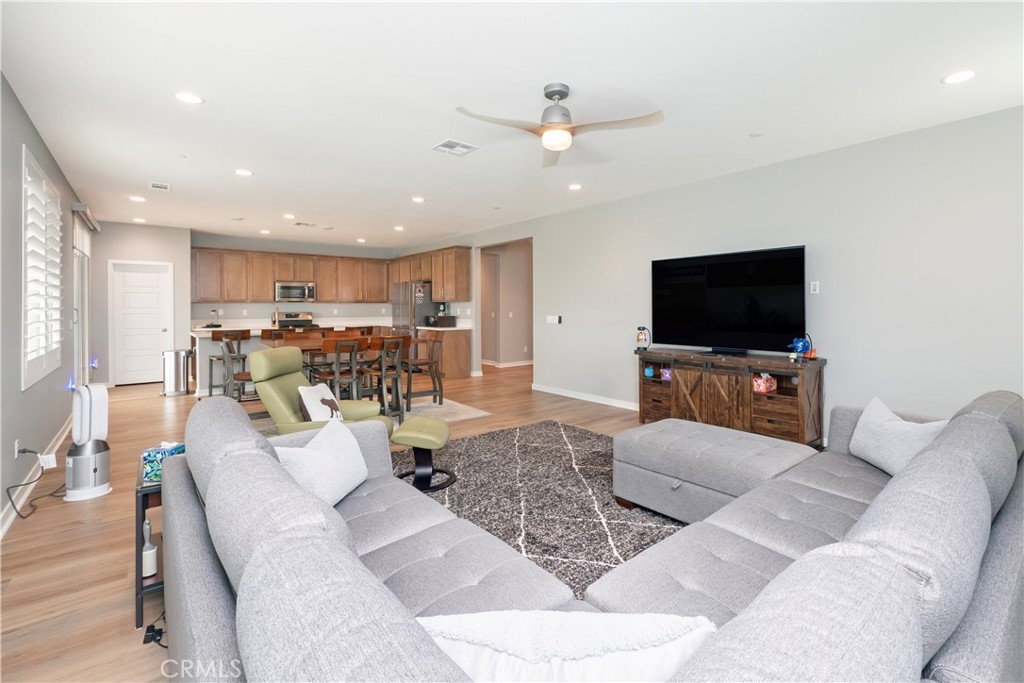 MLS #CV25219120 image #15