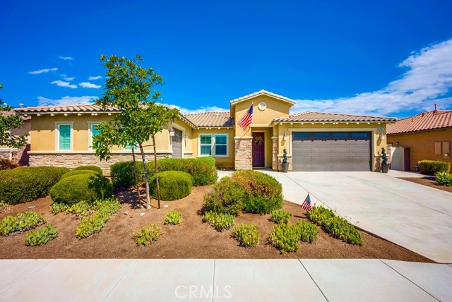 Detail Gallery Image 2 of 55 For 30327 Redding, Murrieta,  CA 92563 - 4 Beds | 3 Baths