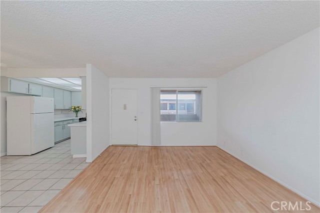 Detail Gallery Image 8 of 37 For 2501 W Redondo Beach Bld #317,  Gardena,  CA 90249 - 1 Beds | 1 Baths