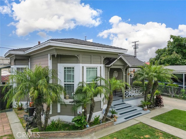 2642 E Washington Street, Carson CA: https://media.crmls.org/medias/4a71294b-ba11-4466-8ef2-5a5032c950c3.jpg