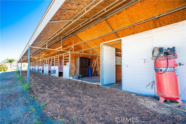 Detail Gallery Image 14 of 75 For 37550 Avenida La Cresta, Murrieta,  CA 92562 - 4 Beds | 2/1 Baths