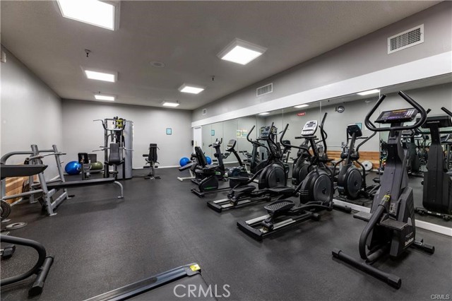 Detail Gallery Image 17 of 18 For 564 N Bellflower Bld #218,  Long Beach,  CA 90814 - 1 Beds | 1 Baths