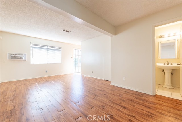 Detail Gallery Image 23 of 43 For 8804 Valley View St #C,  Buena Park,  CA 90620 - 2 Beds | 1/1 Baths