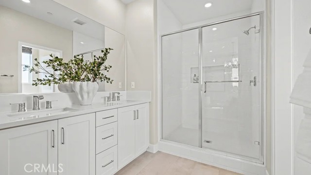 Detail Gallery Image 12 of 34 For 828 Sonia, Irvine,  CA 92618 - 4 Beds | 3/1 Baths