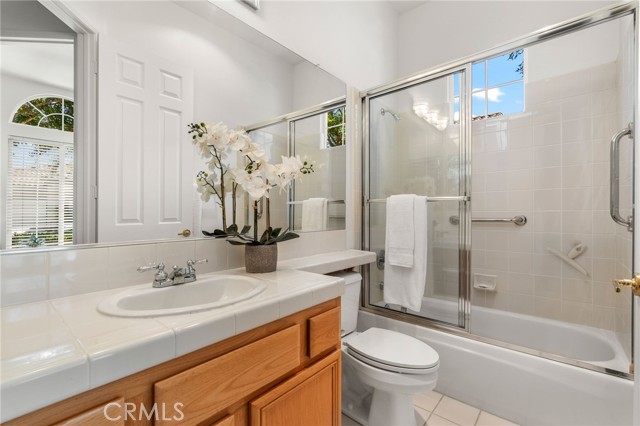 21524 Marana, Mission Viejo CA: https://media.crmls.org/medias/4a746835-b7fd-442b-932a-9fb1a305e63d.jpg