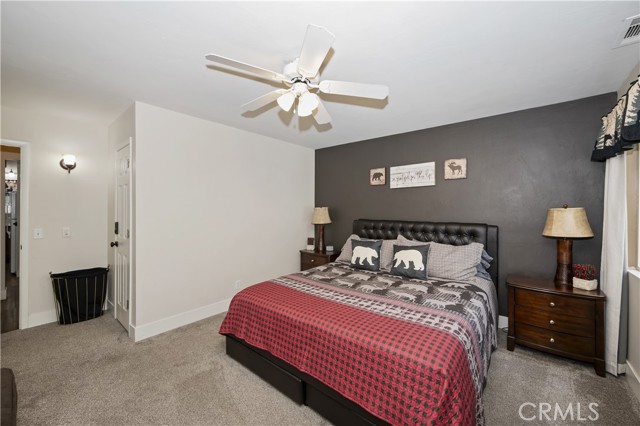 42824 Cedar Avenue, Big Bear Lake, CA 92315