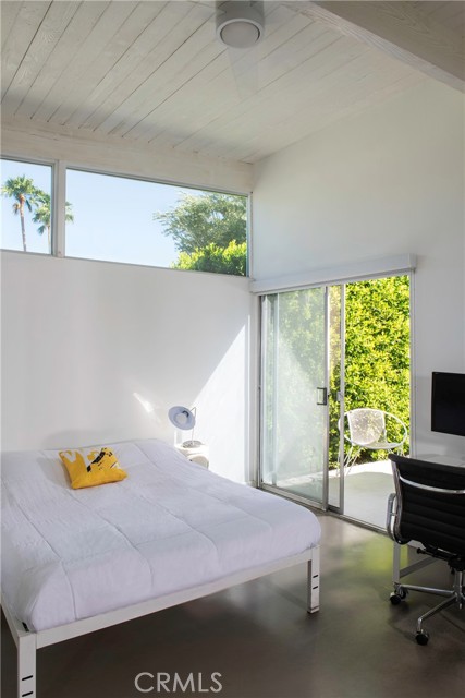 971 E Alexander Way, Palm Springs, CA 92262