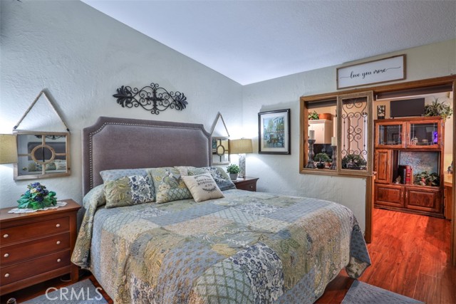 9793 Louise Way, Rancho Cucamonga CA: https://media.crmls.org/medias/4a75fb3e-7286-4389-b39b-cd75011dd1c7.jpg
