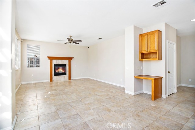 Detail Gallery Image 12 of 67 For 28536 Mission Dr, Menifee,  CA 92584 - 6 Beds | 4 Baths